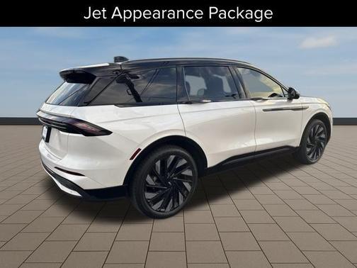 2025 Lincoln Nautilus Reserve