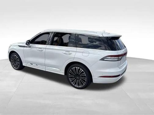2022 Lincoln Aviator Black Label AWD