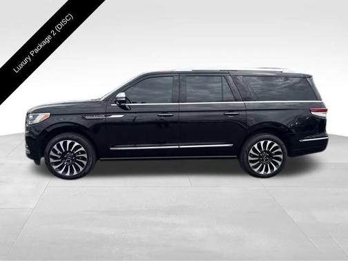 2022 Lincoln Navigator Black Label