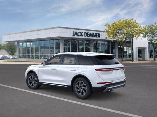 2025 Lincoln Corsair Premiere