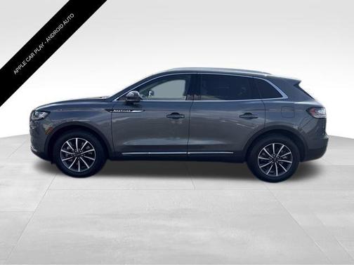 2022 Lincoln Nautilus Standard