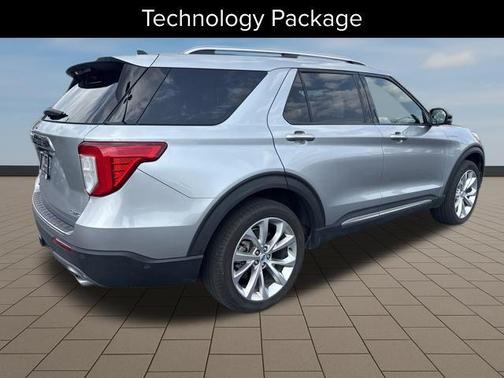 2023 Ford Explorer Platinum
