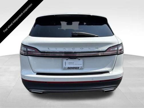 2022 Lincoln Nautilus Standard