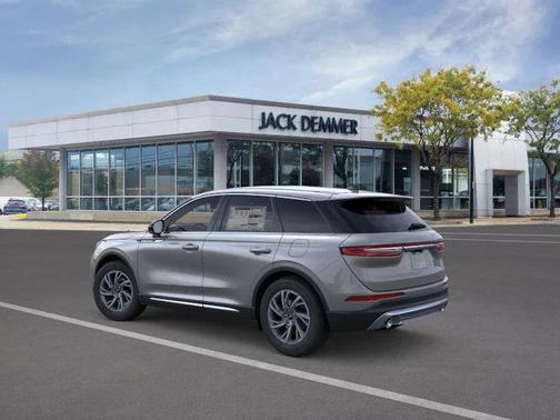 2025 Lincoln Corsair Premiere