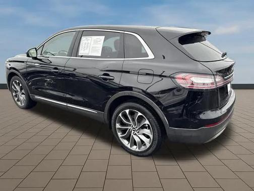 2022 Lincoln Nautilus Reserve