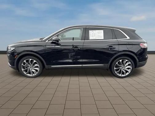 2022 Lincoln Nautilus Reserve