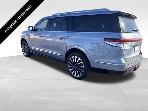 2022 Lincoln Navigator Black Label