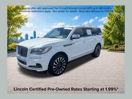 PRISTINE WHITE METALLIC 3C 2023 Lincoln Navigator BLACK LABEL