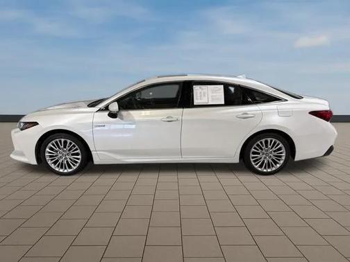 2021 Toyota Avalon Hybrid Limited