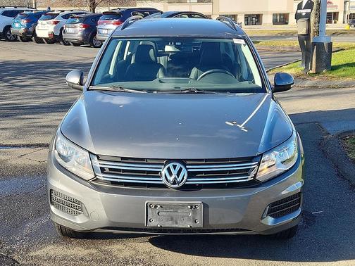 2016 Volkswagen Tiguan S