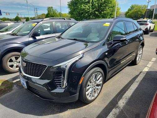 Stellar Black Metallic 2022 Cadillac XT4 Sport