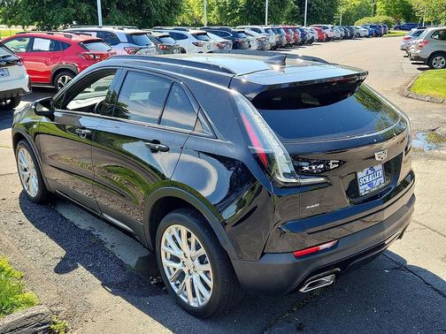 Stellar Black Metallic 2022 Cadillac XT4 Sport