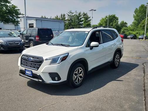2023 Subaru Forester Premium