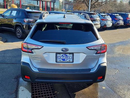 2025 Subaru Outback Premium