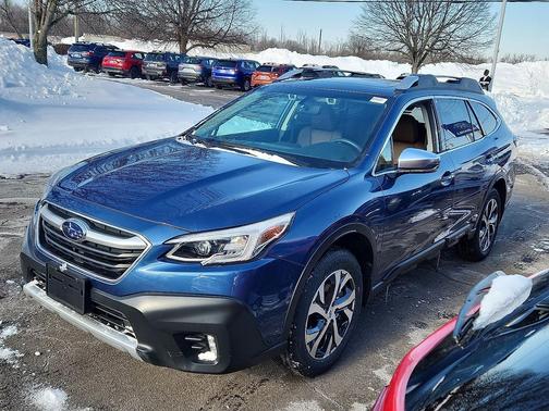 2022 Subaru Outback Touring
