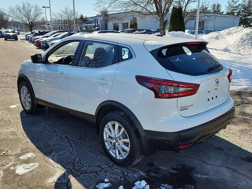2021 Nissan Rogue Sport S