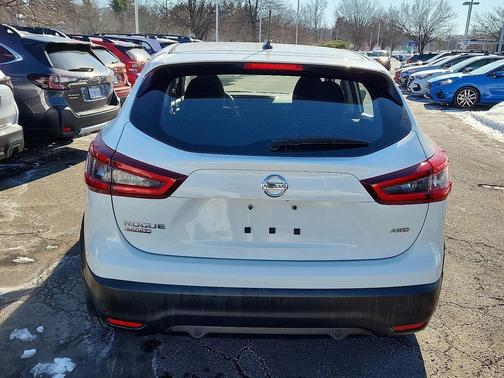 2021 Nissan Rogue Sport S