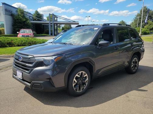 2025 Subaru Forester Base