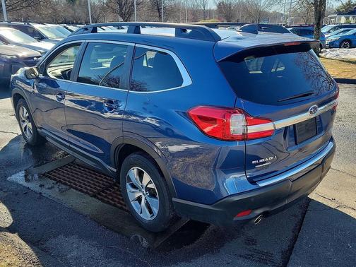 2022 Subaru Ascent Premium 8-Passenger