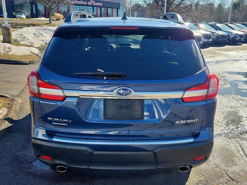 2022 Subaru Ascent Premium 8-Passenger