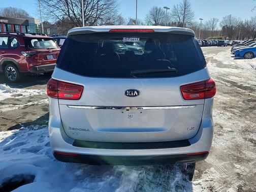 2021 Kia Sedona LX