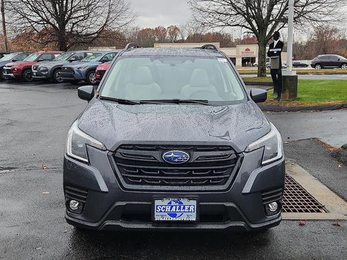 2024 Subaru Forester Premium