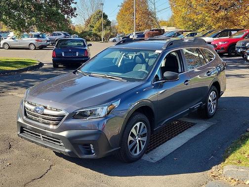 2022 Subaru Outback Base