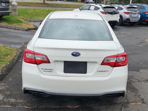 2019 Subaru Legacy Base