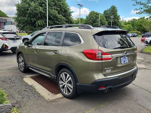 Green Metallic 2022 Subaru Ascent Limited 8-Passenger