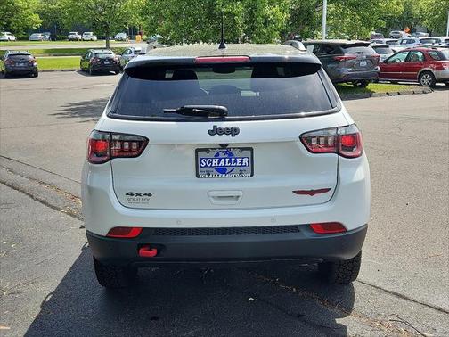 2024 Jeep Compass Trailhawk