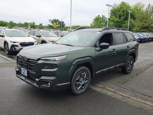 Deep Emerald Green Pearl 2026 Subaru Outback Premium