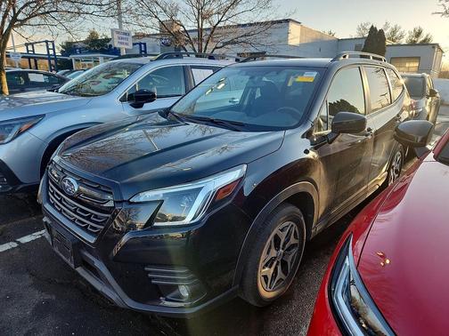 2024 Subaru Forester Premium