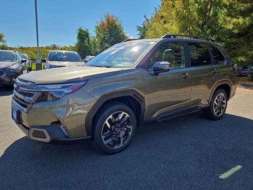 Green Metallic 2025 Subaru Forester Hybrid Limited