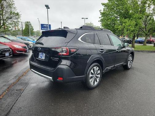 2024 Subaru Outback Touring