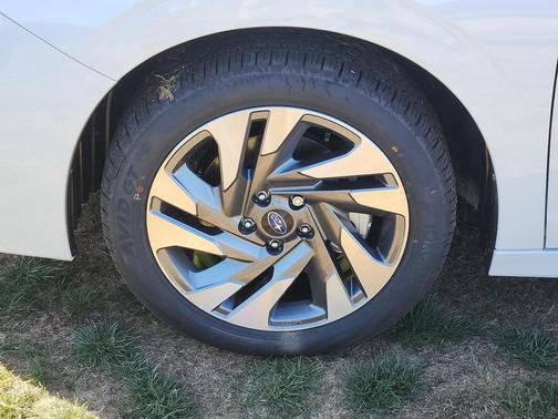 2025 Subaru Legacy Touring XT
