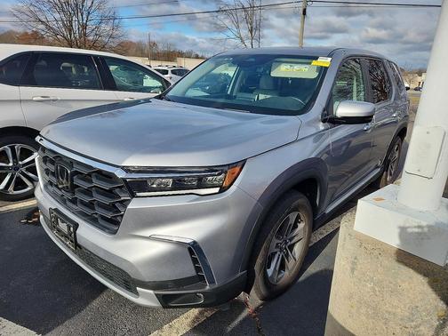 2023 Honda Pilot AWD EX-L 7 Passenger