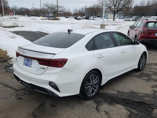 2023 Kia Forte GT-Line