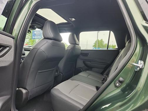 Deep Emerald Green Pearl 2026 Subaru Outback Premium