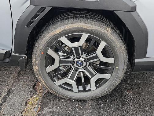 Ice Silver Metallic 2026 Subaru Outback Touring XT