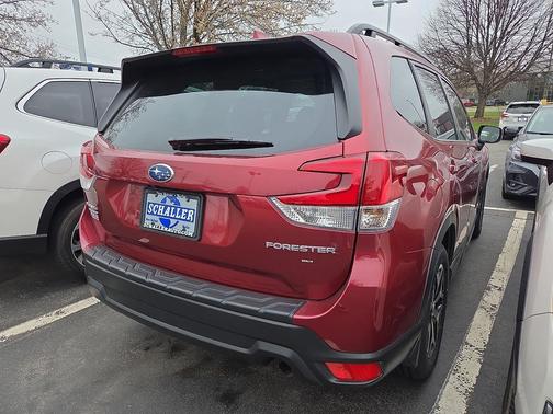 Crimson Red Pearl 2023 Subaru Forester Premium