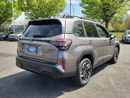 2025 Subaru Forester Premium