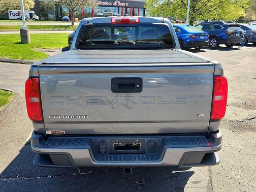 Satin Steel Metallic 2021 Chevrolet Colorado LT