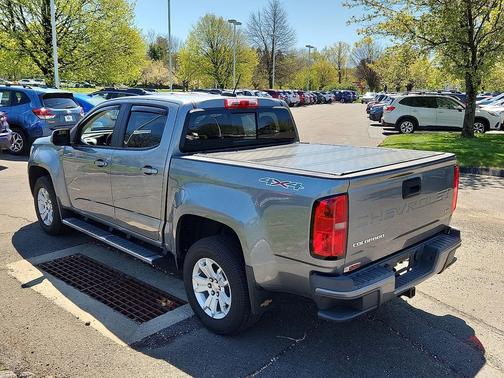 Satin Steel Metallic 2021 Chevrolet Colorado LT