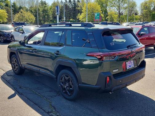 Deep Emerald Green Pearl 2026 Subaru Outback Limited