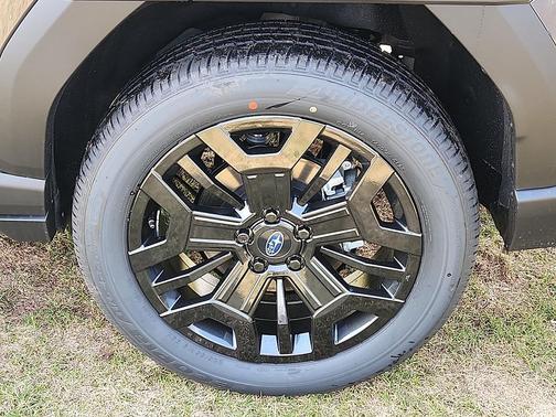 Magnetite Gray Metallic 2026 Subaru Outback Limited XT