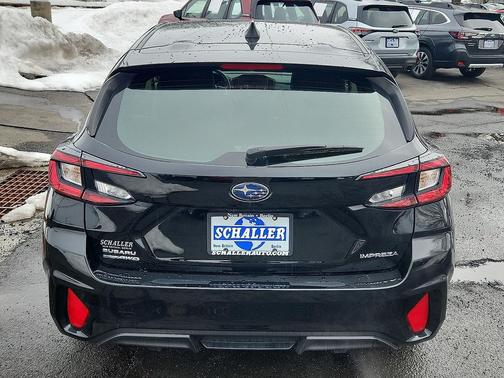 2025 Subaru Impreza Base