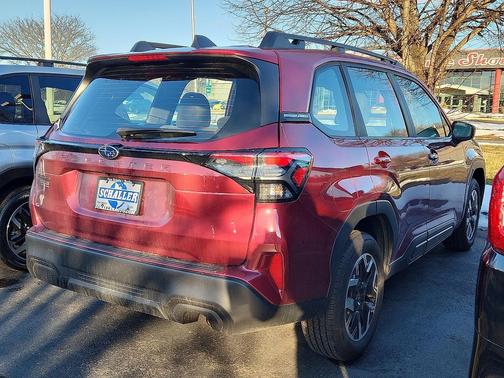 2025 Subaru Forester Base