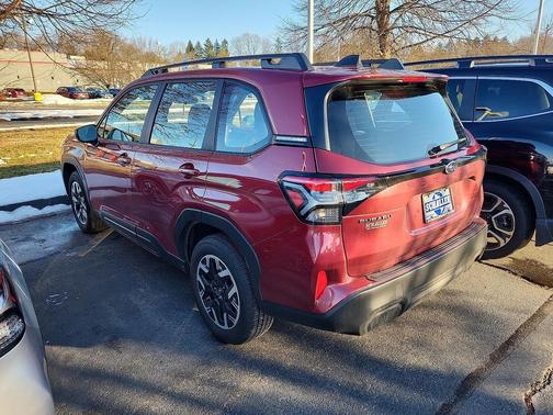 2025 Subaru Forester Base