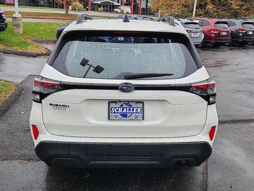 2025 Subaru Forester Base