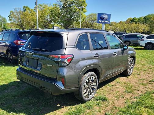 Magnetite Gray Metallic - MGM 2026 Subaru Forester Touring